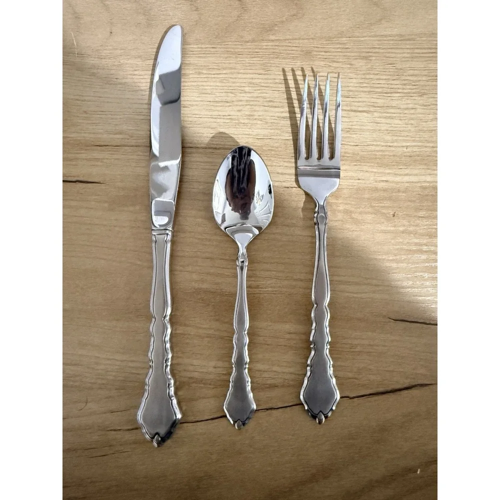 Oneida Community SATINIQUE Stainless Flatware  3‎ Pieces Fork Spoon Knife NEW